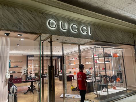 gucci tràng tiền